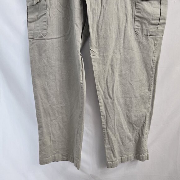 Haggar Pants Mens 36 X 30 Beige Khaki Classic Fit Cotton Blend Cargo Workwear - Picture 3 of 9